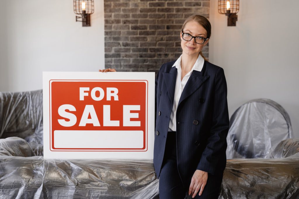 9 Things to Know Before Putting Your Property For Sale